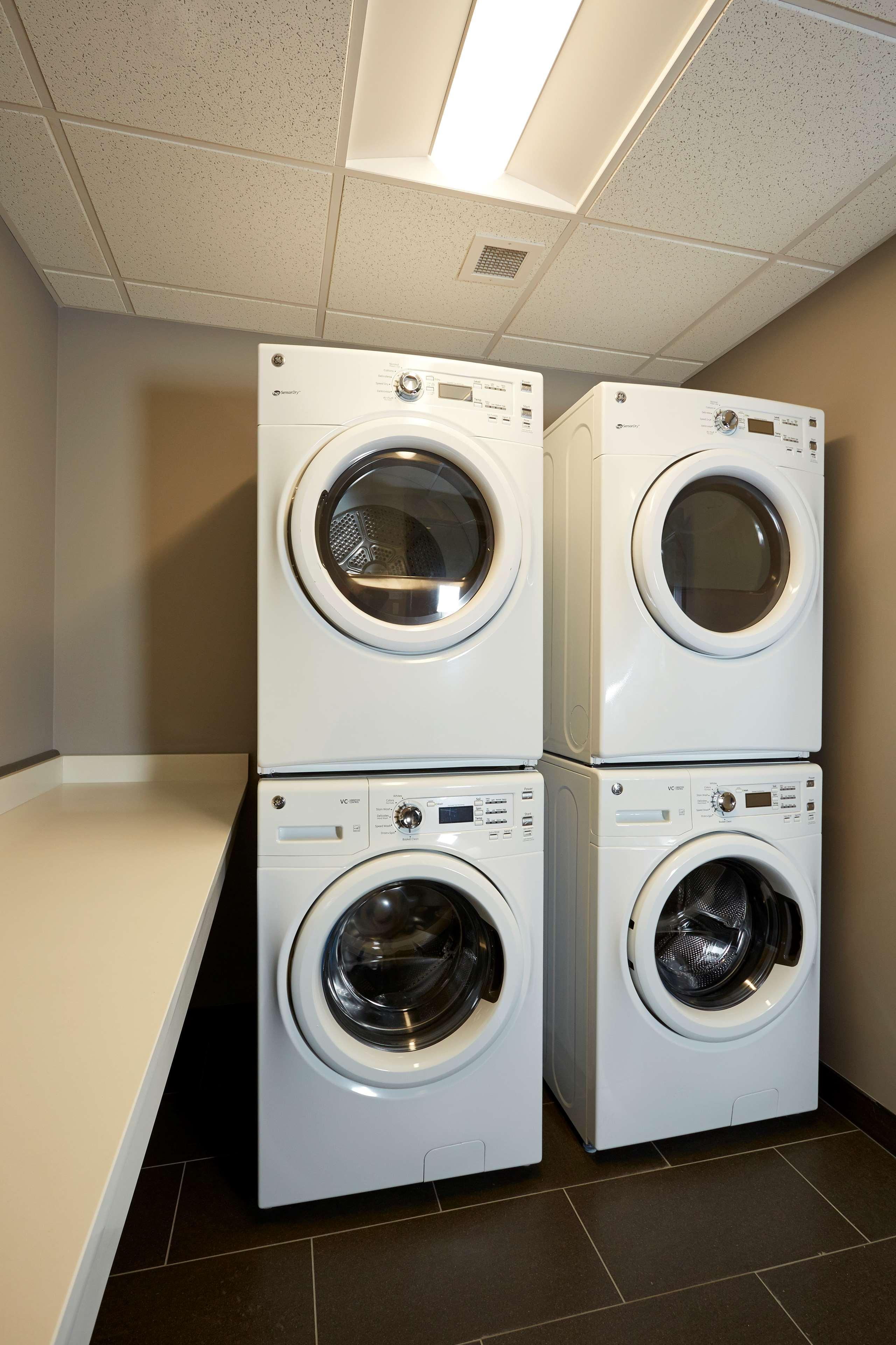 Best Western Plus East Side Saskatoon Bagian luar foto