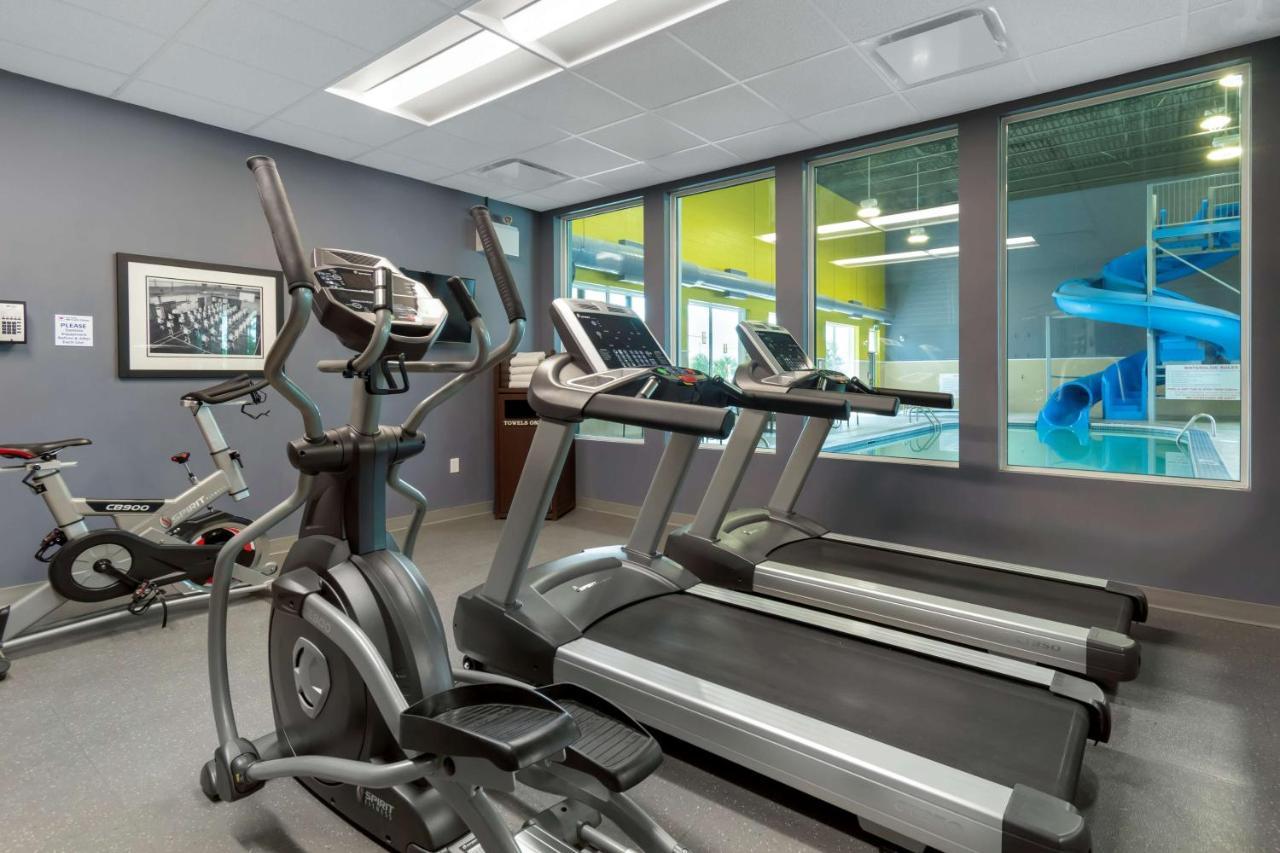Best Western Plus East Side Saskatoon Bagian luar foto