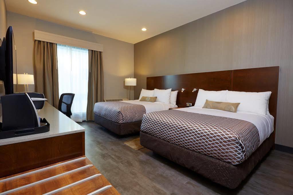 Best Western Plus East Side Saskatoon Bagian luar foto